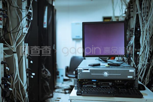 網(wǎng)絡(luò)服務(wù)器與云計算裝備技術(shù)服務(wù) 驅(qū)動數(shù)字化轉(zhuǎn)型的核心力量
